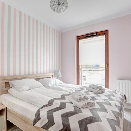 Dom & House - Apartments Nowa Motlawa Gdańsk Kültér fotó