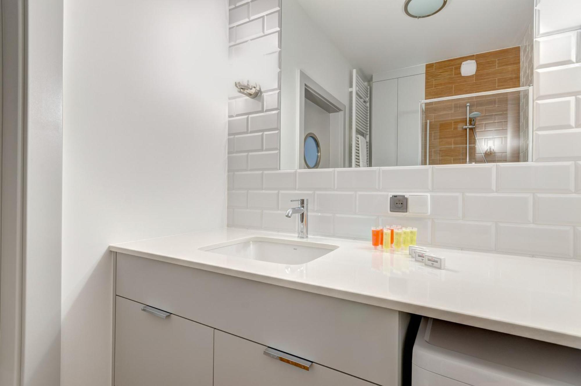 Dom & House - Apartments Nowa Motlawa Gdańsk Kültér fotó